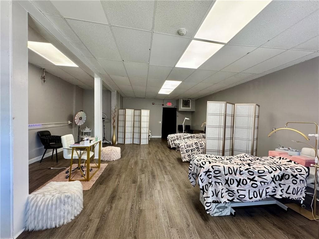 324 Waterman Avenue UNIT D photo 2
