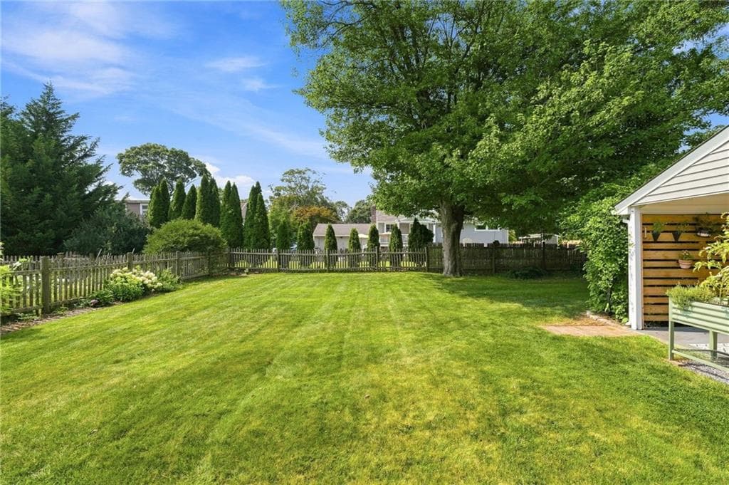 140 Myrtle Avenue photo 42