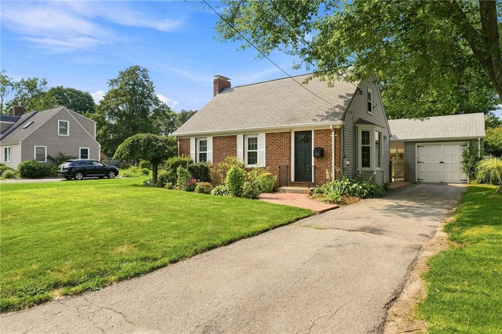 140 Myrtle Avenue photo 3