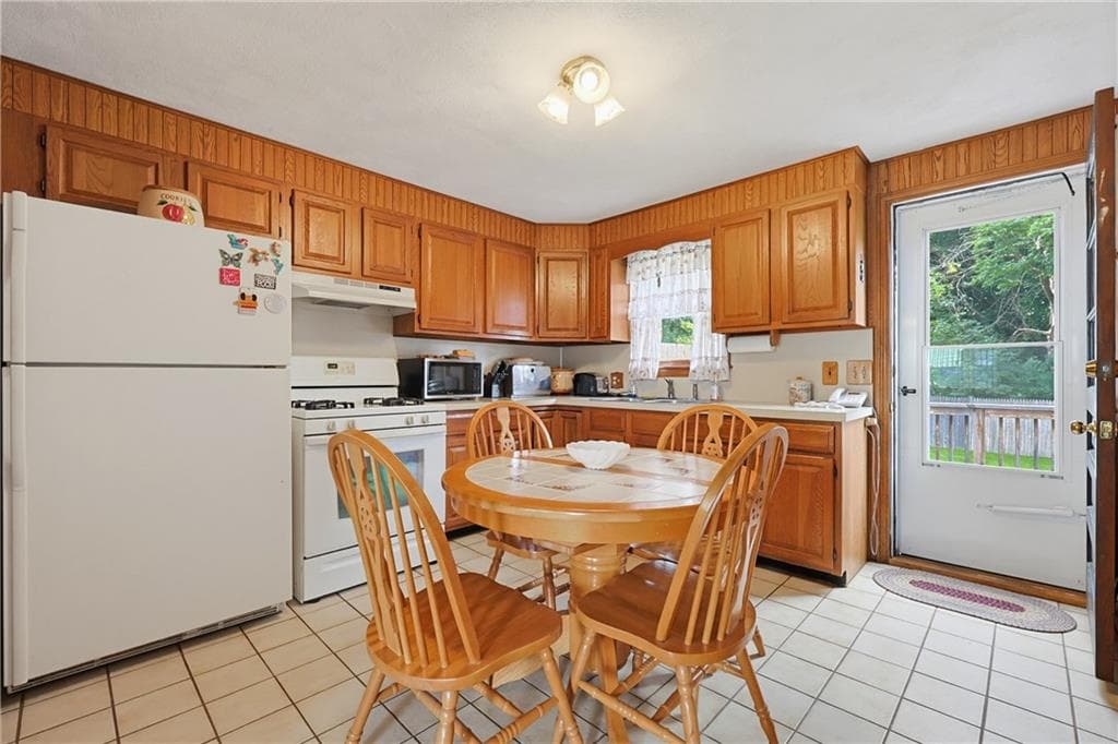 11 Lynde Street photo 7