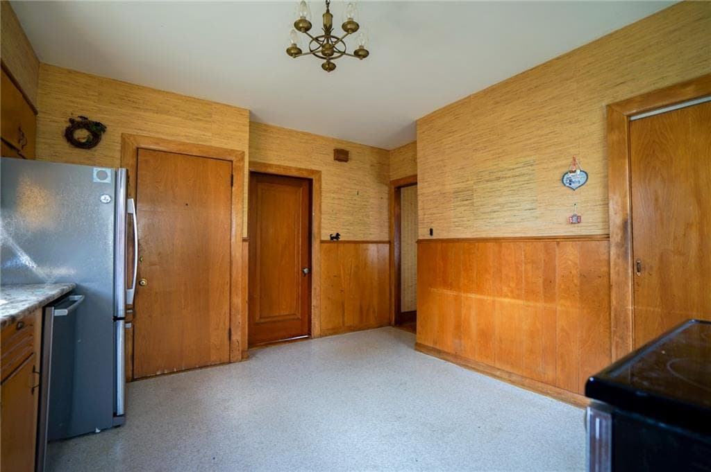 72 Boutwell Street photo 11