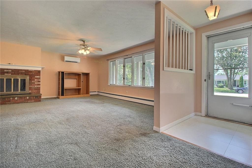 17 Lynn Lane photo 3