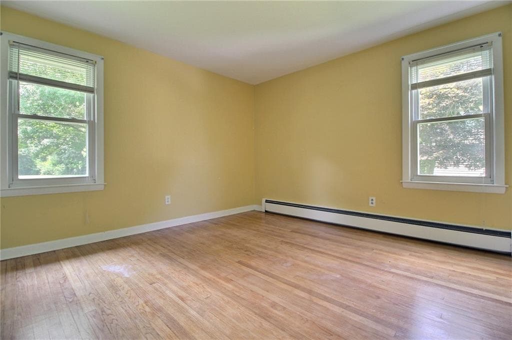 17 Lynn Lane photo 14