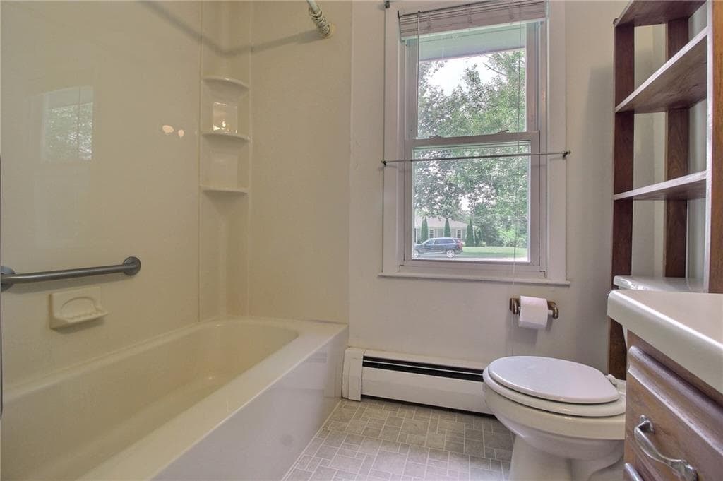 17 Lynn Lane photo 18