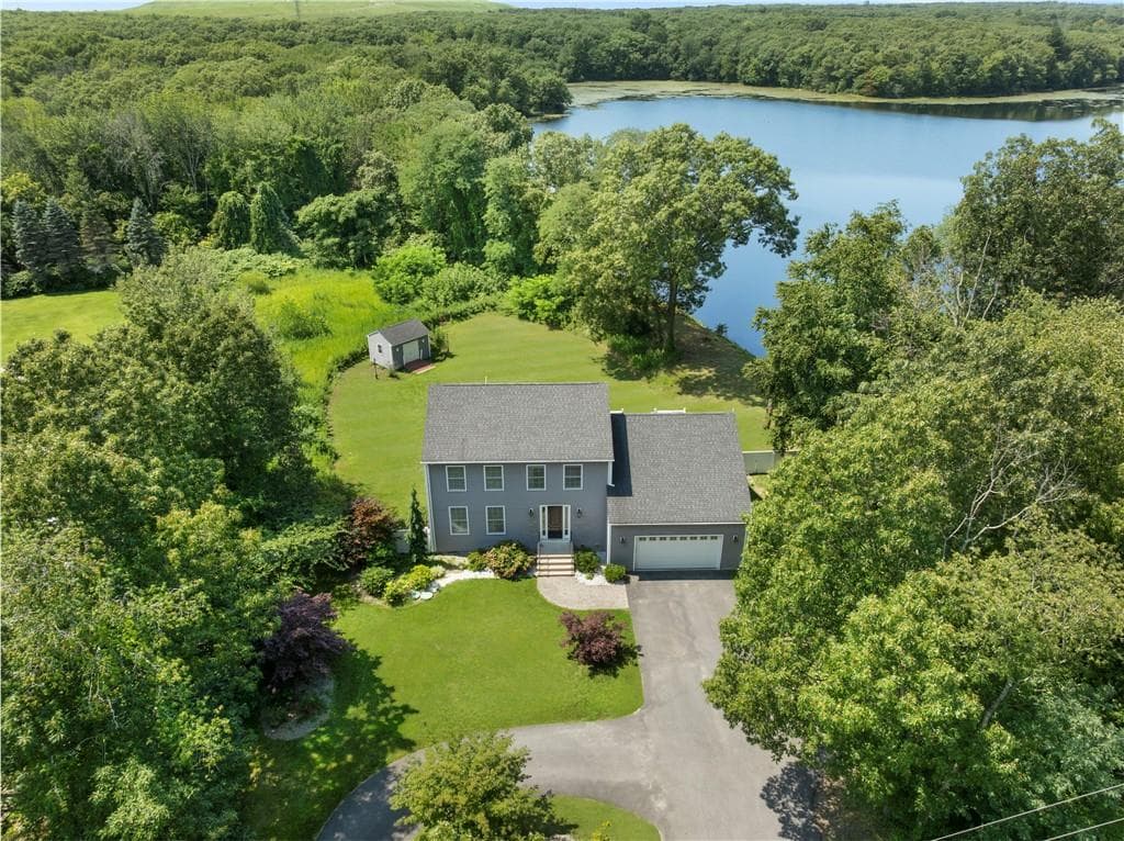 12 Woodlake Drive photo 42