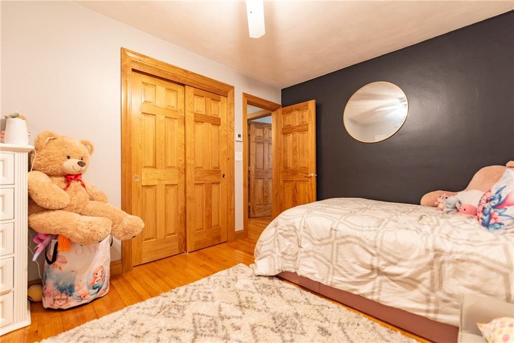 92 New Road photo 26
