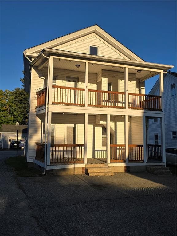 Multi Family at 27 Centre Street, West Warwick, photo 2 of 26