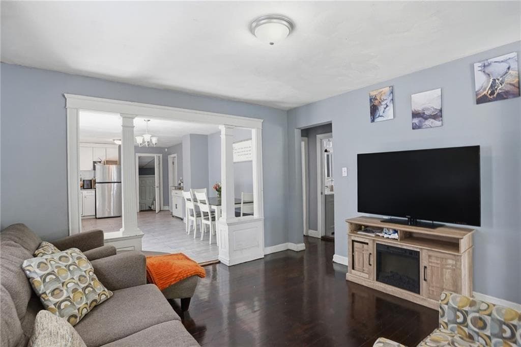 132 Roger Williams Avenue photo 17