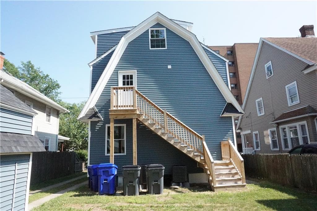 37 Cyr Street photo 2