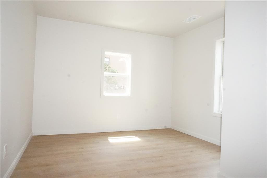 37 Cyr Street photo 20