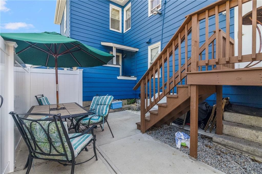 681 Providence Street photo 25
