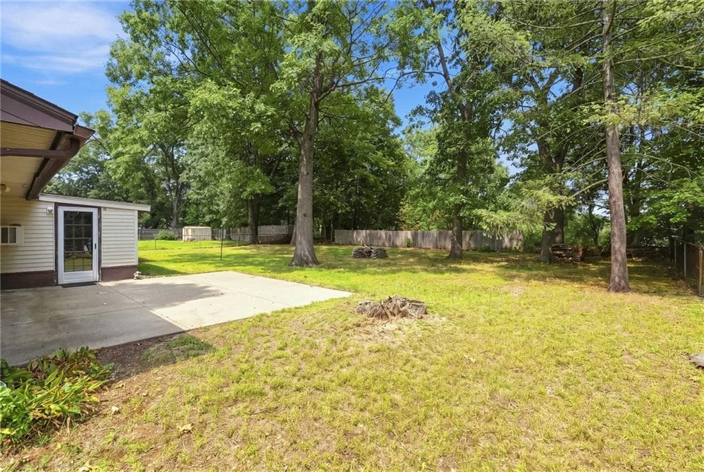 124 Chatworth Avenue photo 28
