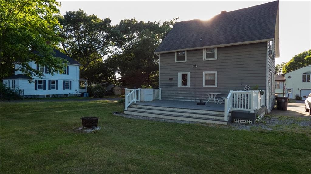 Single Family Residence at 52 Heights Avenue, Warwick, photo 4 of 13
