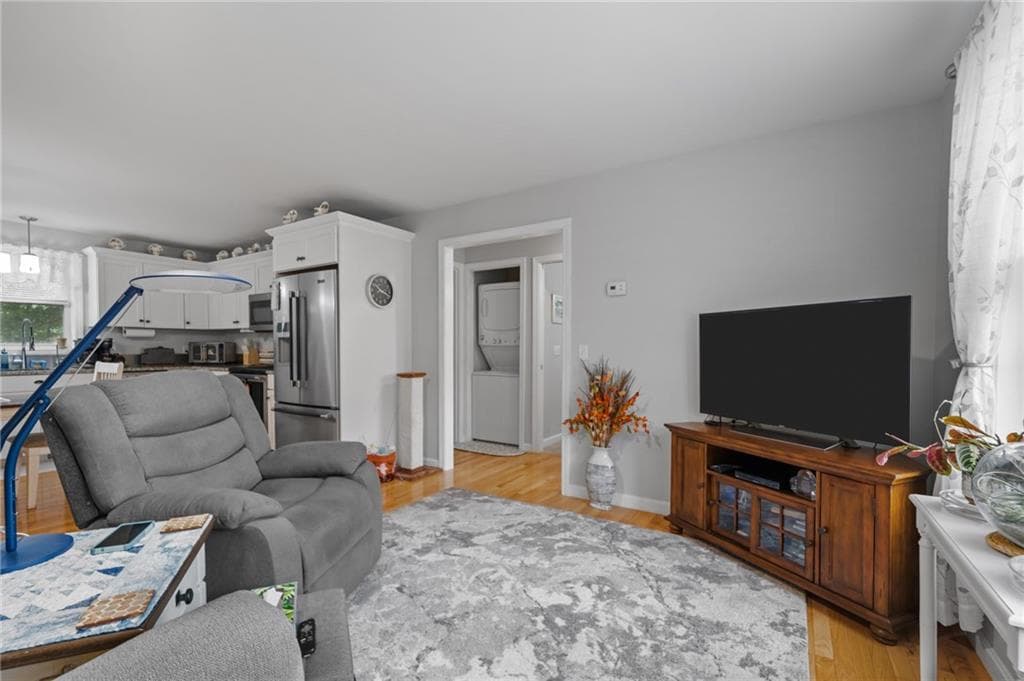 30 FIELDSTONE Way photo 36