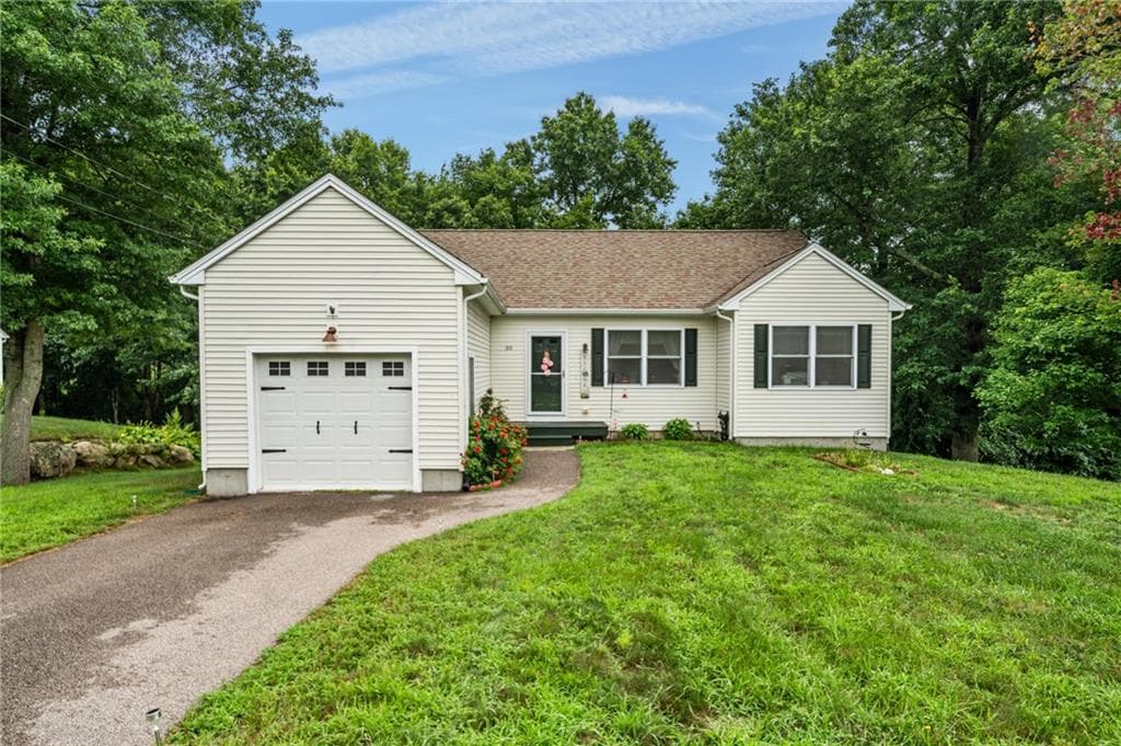 30 FIELDSTONE Way photo 4