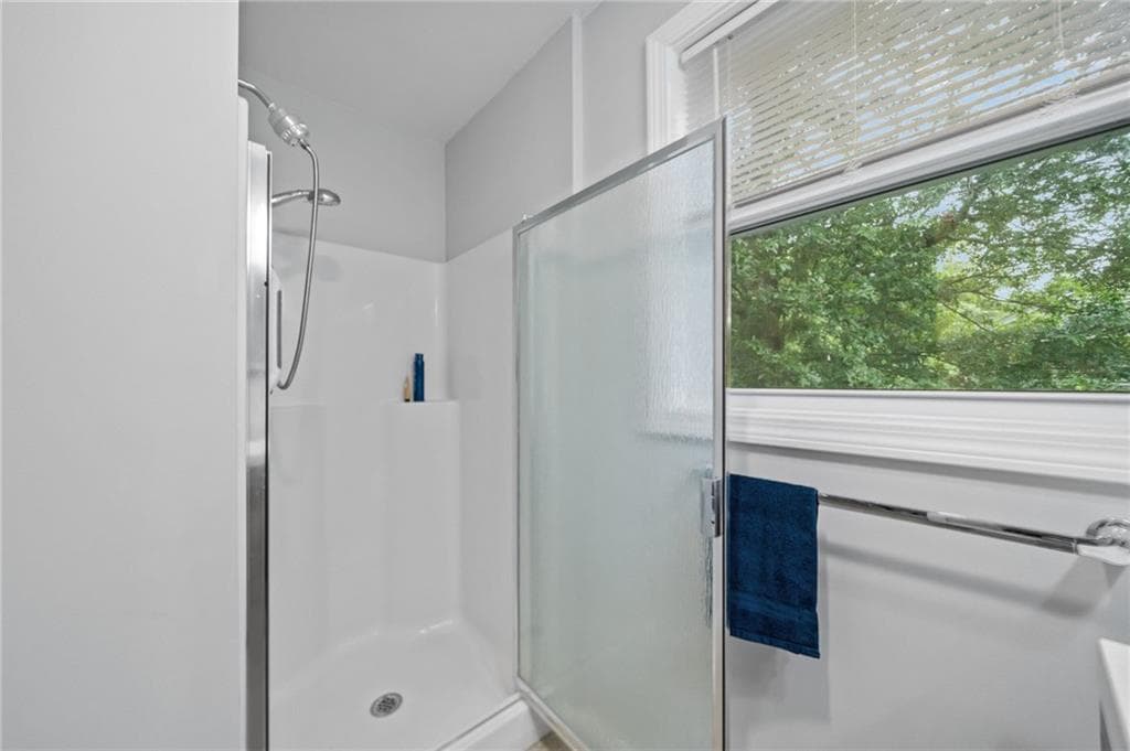 30 FIELDSTONE Way photo 21