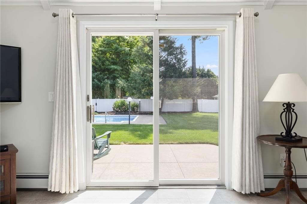 68 Wisteria Drive photo 5