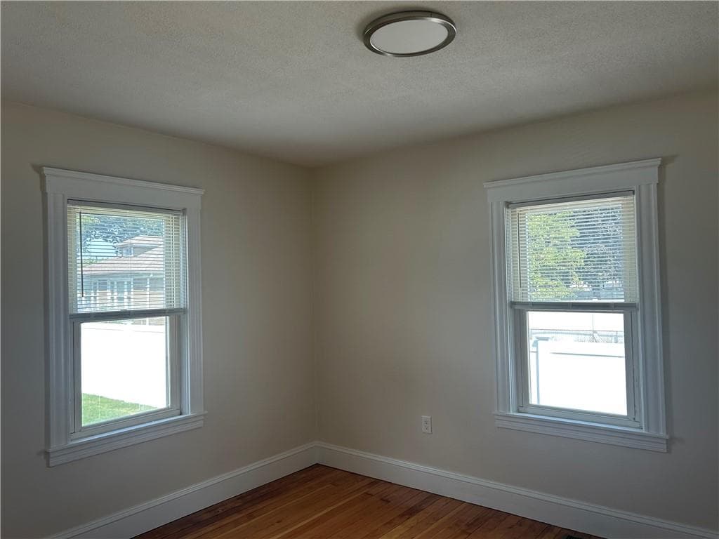 76 Rosella Avenue photo 17