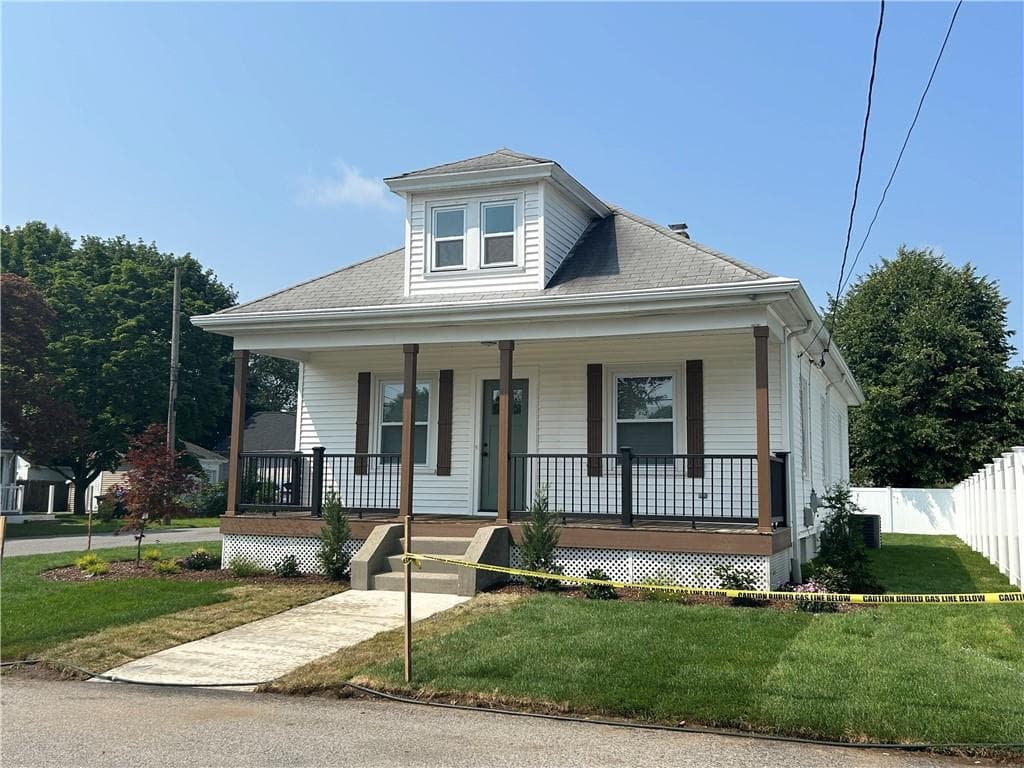 76 Rosella Avenue photo 3