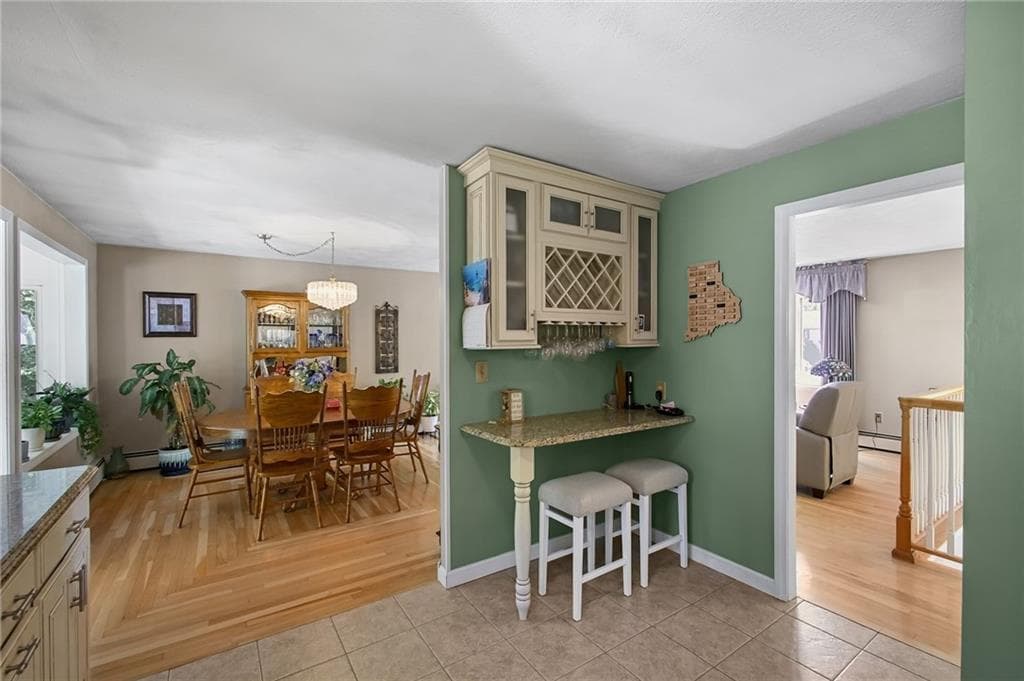 8 Eastward Drive photo 6