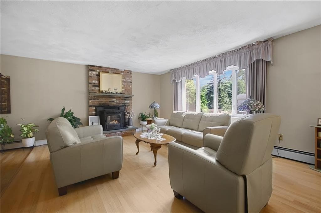 8 Eastward Drive photo 9