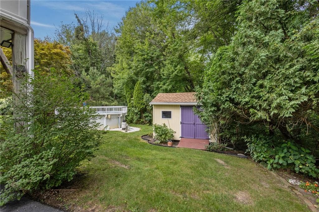 8 Eastward Drive photo 35