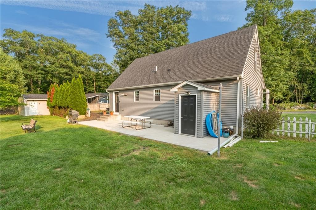 58 Sherman Avenue photo 26