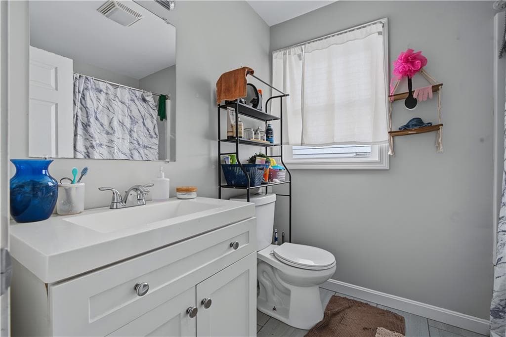 61 Joslin Street photo 4