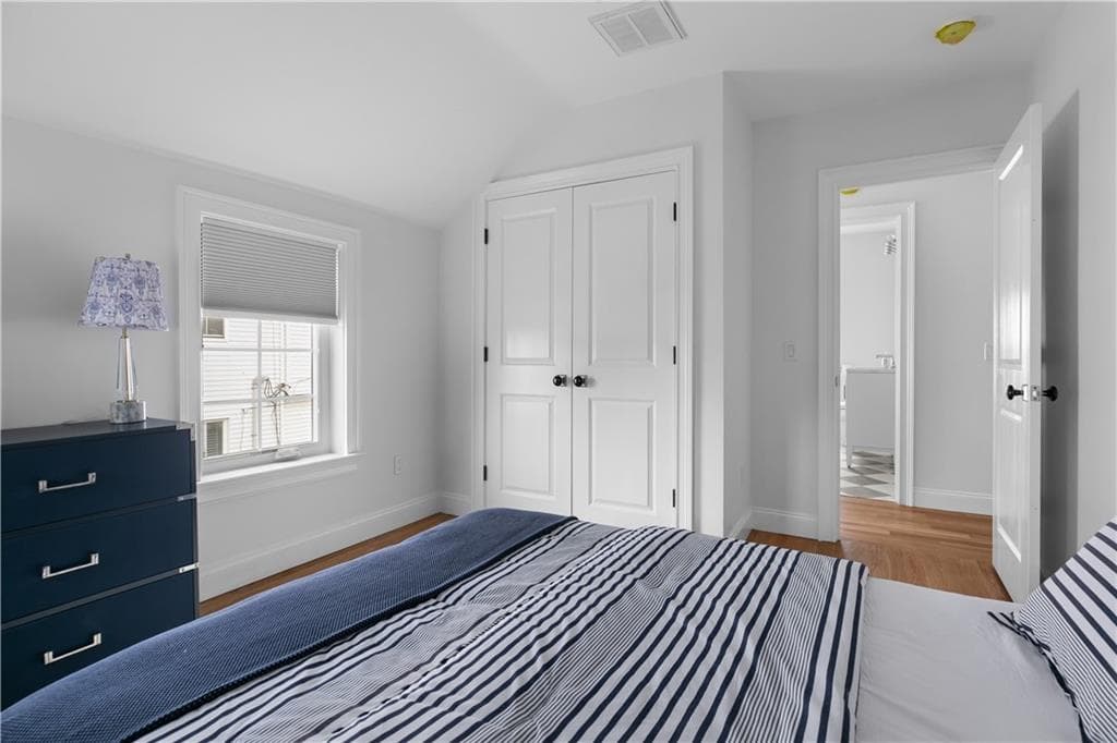 Single Family Residence at 34 East Bowery Street, Newport, photo 26 of 30