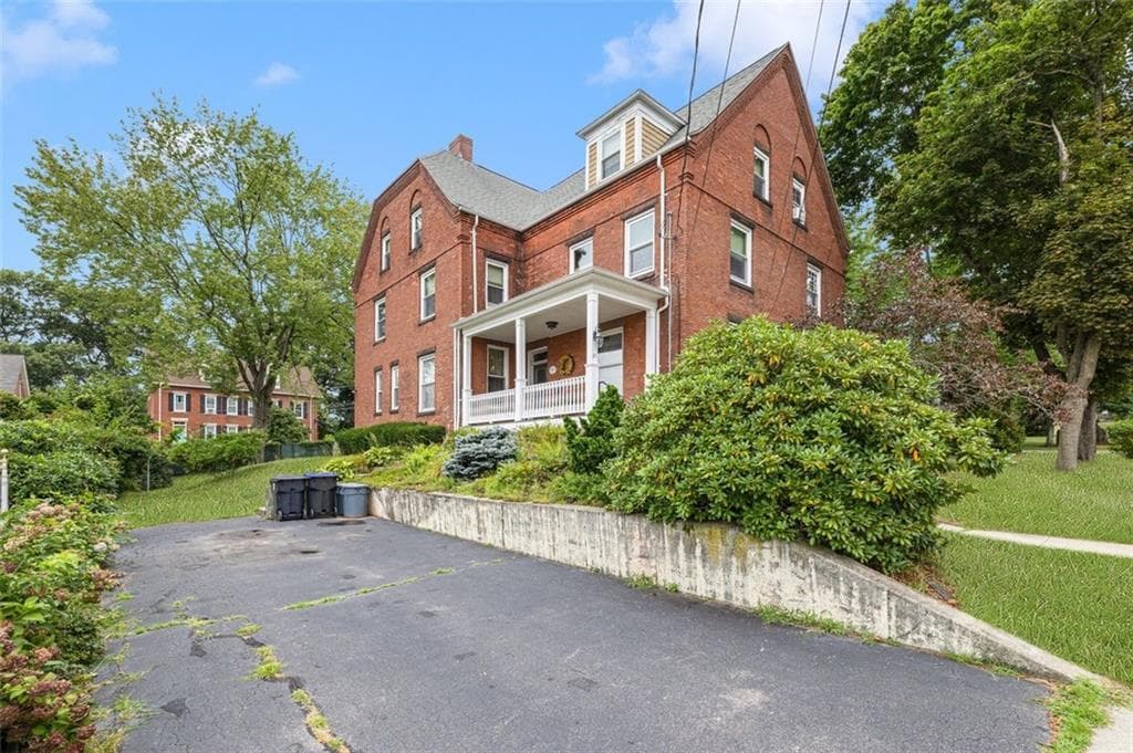 25 Blackstone Street photo 50