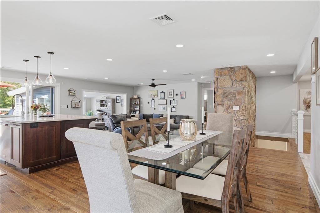 Single Family Residence at 16 Countryside Drive, Johnston, photo 20 of 50