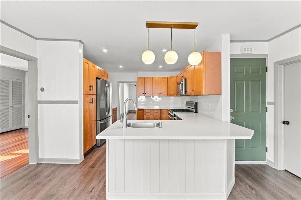 78 Pleasant Street photo 22