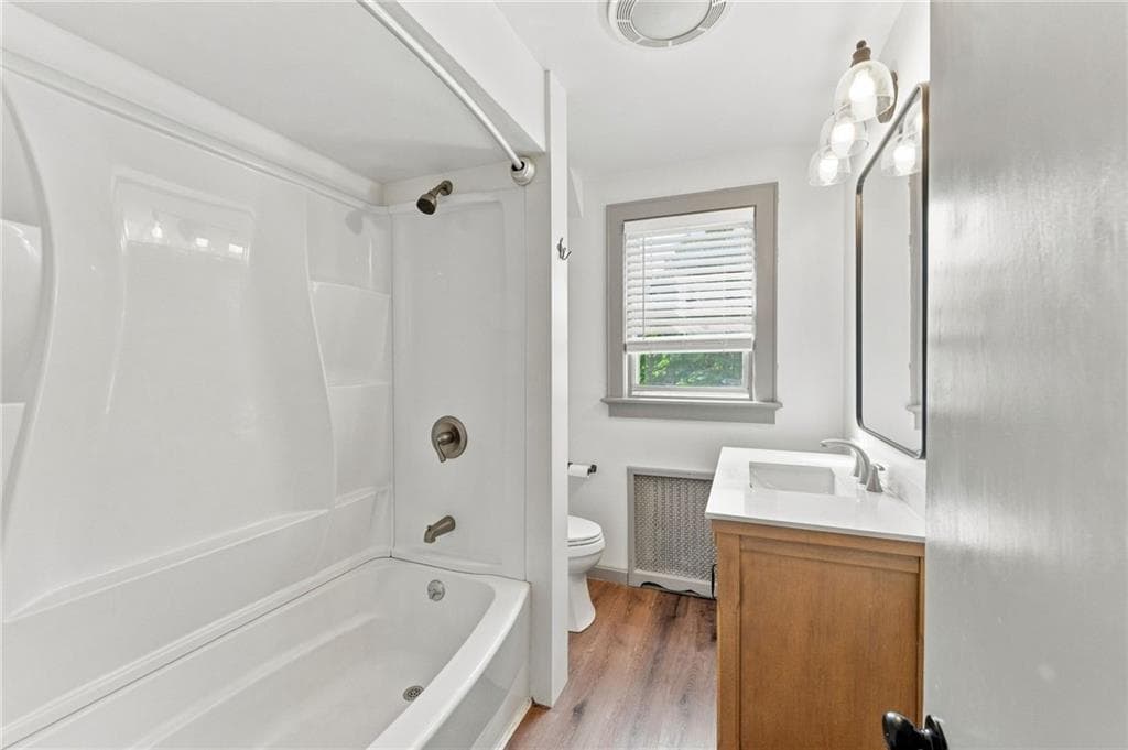 78 Pleasant Street photo 32