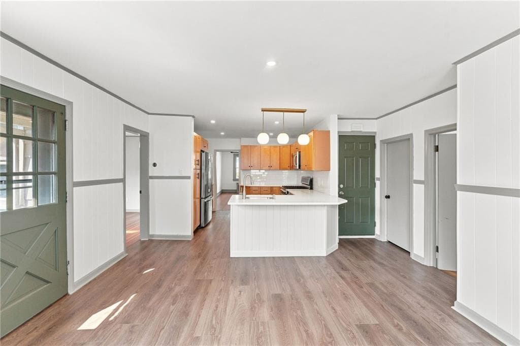 78 Pleasant Street photo 20