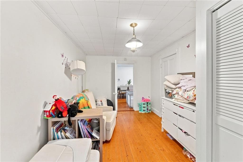 78 Pleasant Street photo 45
