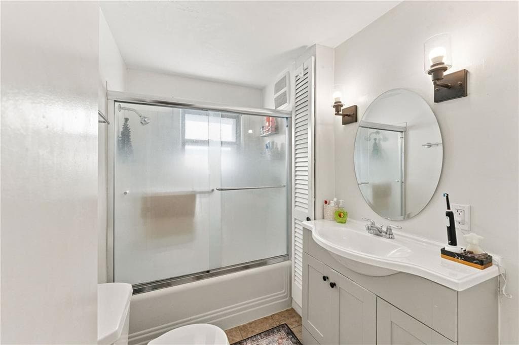 78 Pleasant Street photo 15