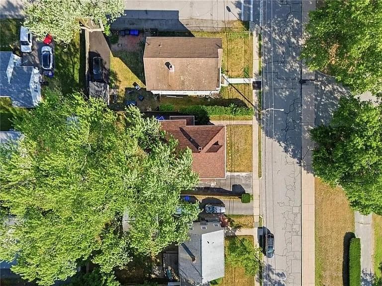 59 bourne Avenue photo 26