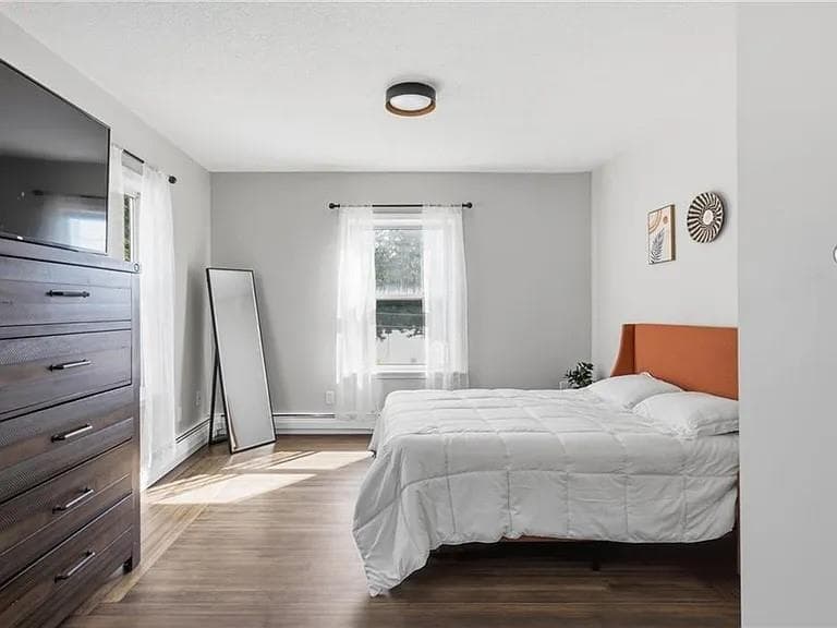 59 bourne Avenue photo 10