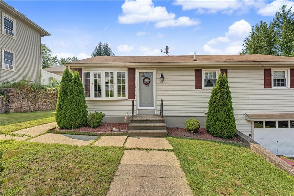 69 Thomas Street photo 2