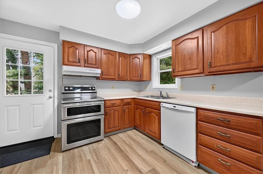 40 Thurston Drive photo 11