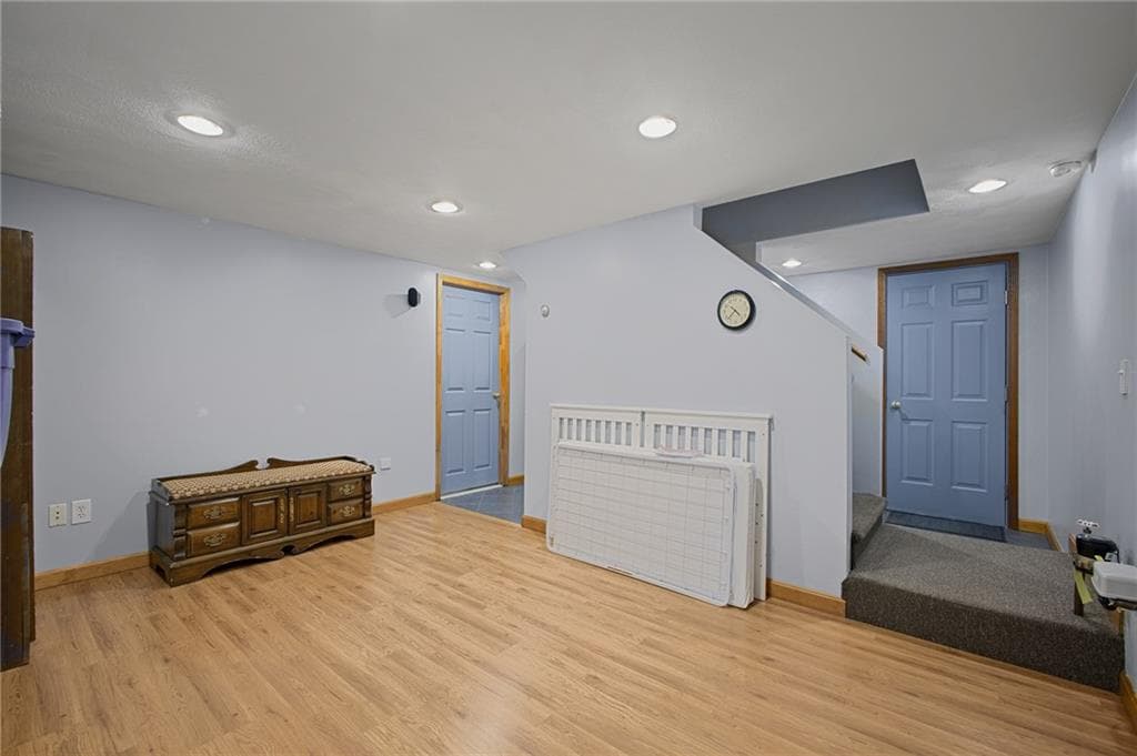 5 Lauretta Lane photo 40