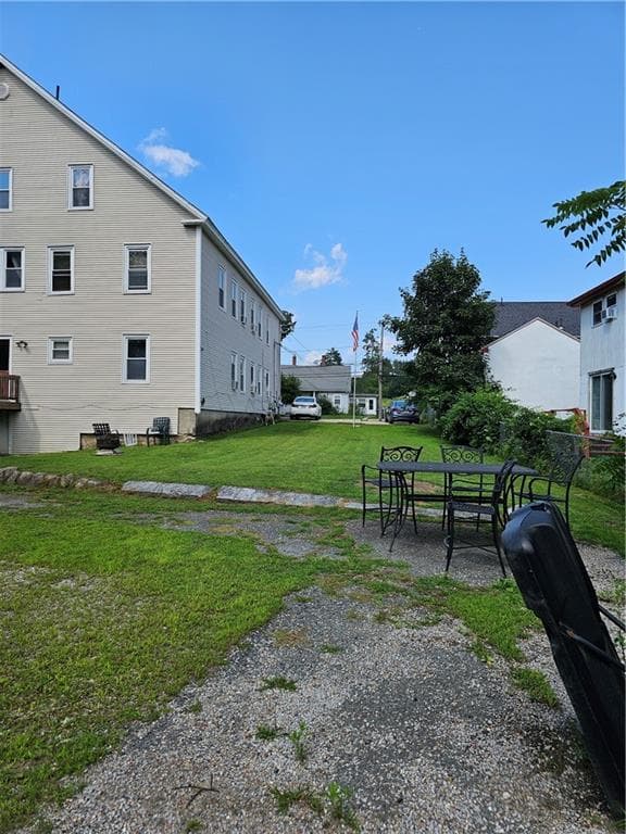 1214 1216 Main Street photo 4