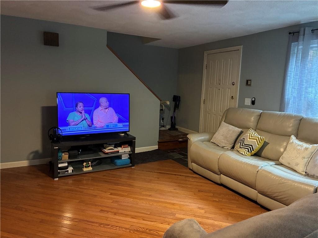 20 Pheasant Run UNIT C photo 12