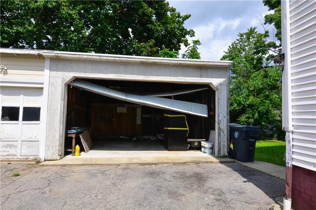 339 Pawtuxet Avenue photo 42