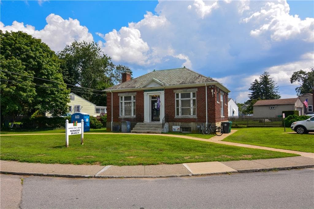 339 Pawtuxet Avenue photo 43