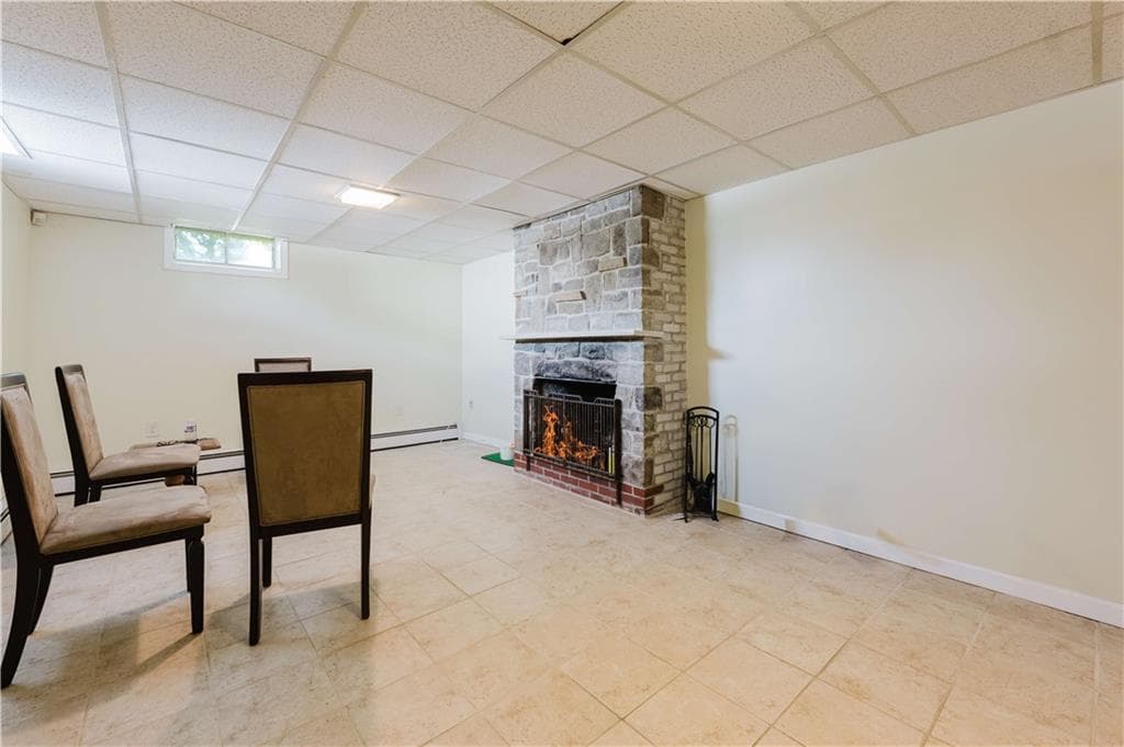 200 Budlong Road photo 25