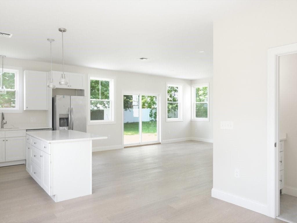 51 Dunbar Avenue photo 11