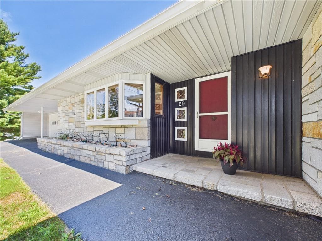 29 Vandall Street photo 4