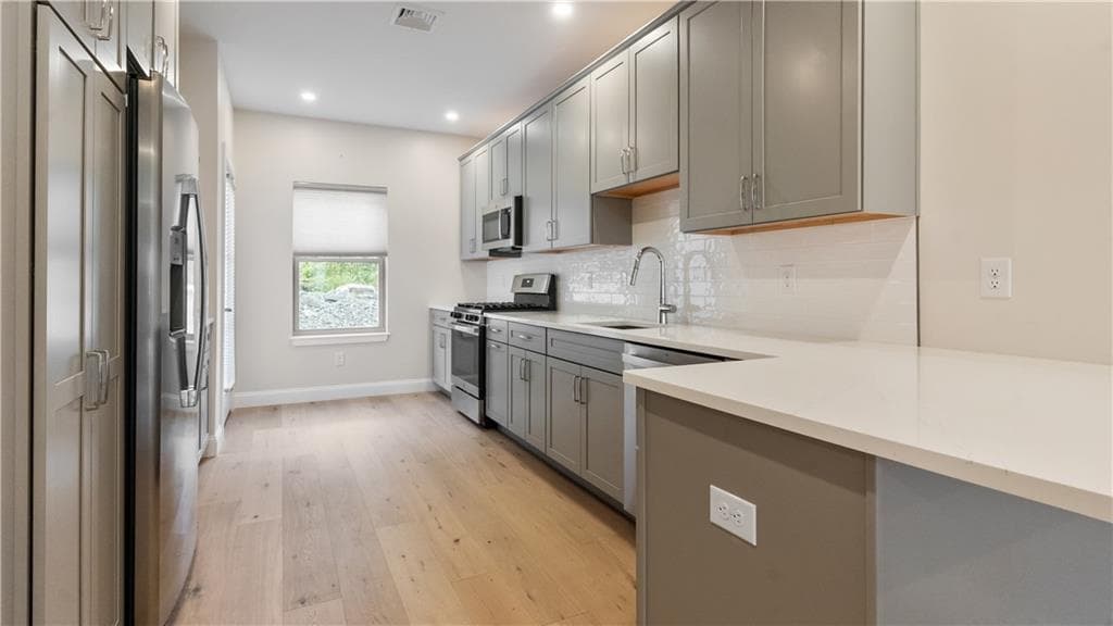 Condominium at 3 West Valley Circle, West Warwick, photo 7 of 19