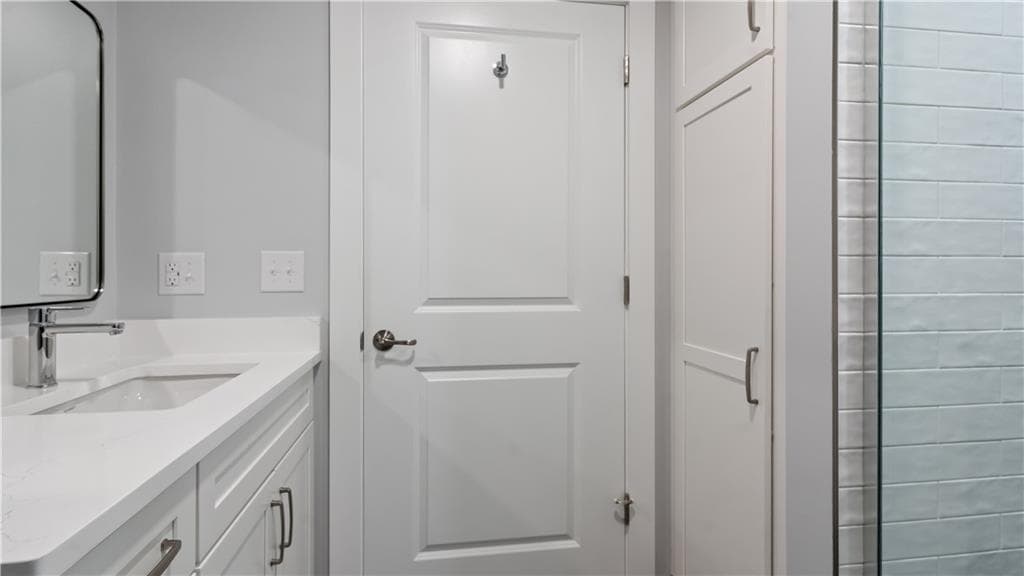 Condominium at 3 West Valley Circle, West Warwick, photo 14 of 19